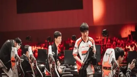 8波足球比分 113803